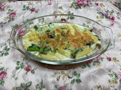 菜花と玉ねぎのマカロニグラタン